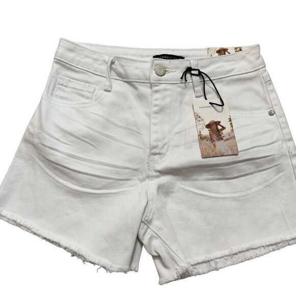 NWT Sincerely Jules white super high waisted shorts size 0/24 - Picture 1 of 4